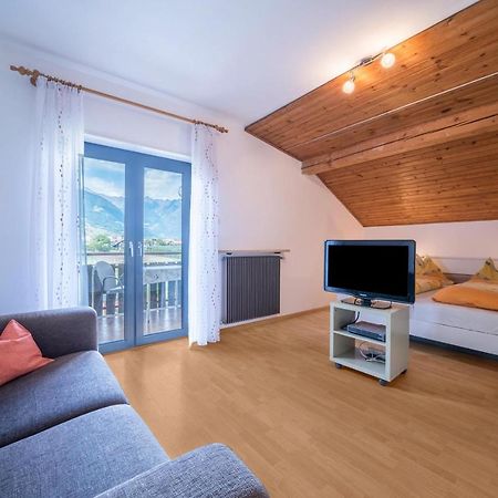לאנה Apartment Tschigat Leilichhof מראה חיצוני תמונה